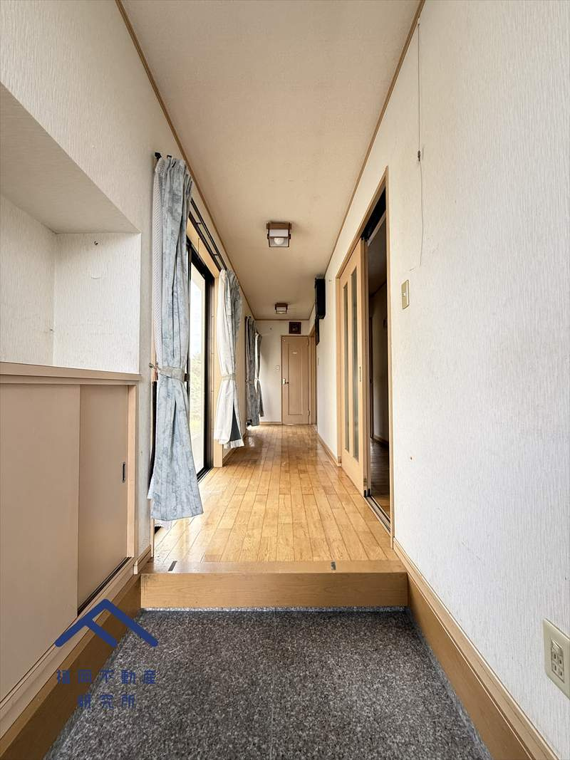 春日市紅葉ヶ丘東８丁目　戸建ての玄関