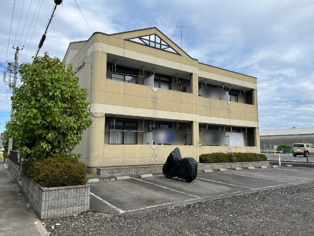 コーポエクセル２の駐車場|外観写真（昼）