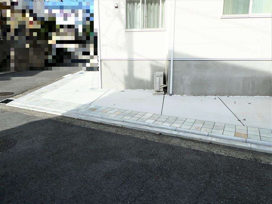 泉区岡津町 中古戸建 5780万円の駐車場