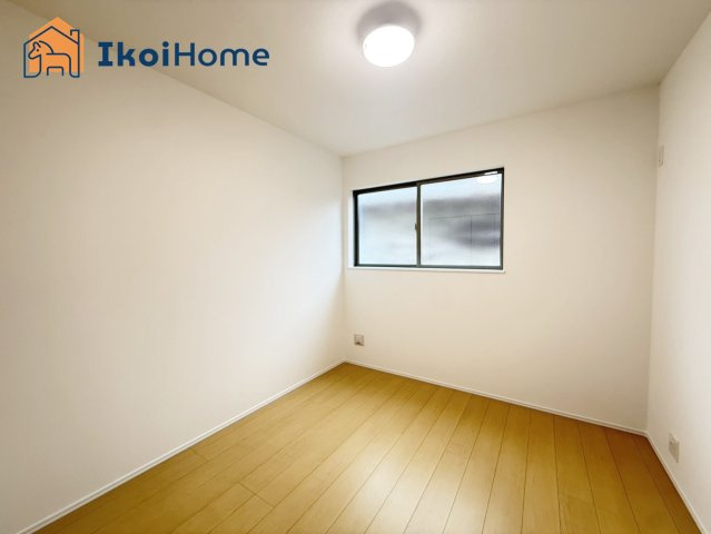 明石市二見町東二見全5棟E号棟　新築戸建の収納|◆同社施工例◆各居室に収納スペースを完備！荷物が多くなりやすいお子様なども安心です。