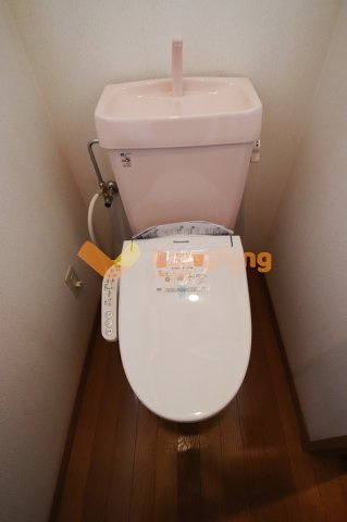 インポート久留米ルビーⅢのトイレ|ゆったりとした空間のトイレです