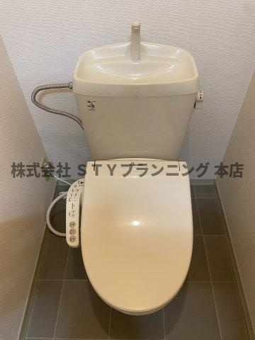 仲介手数料０円！クレベール庄内緑地のトイレ