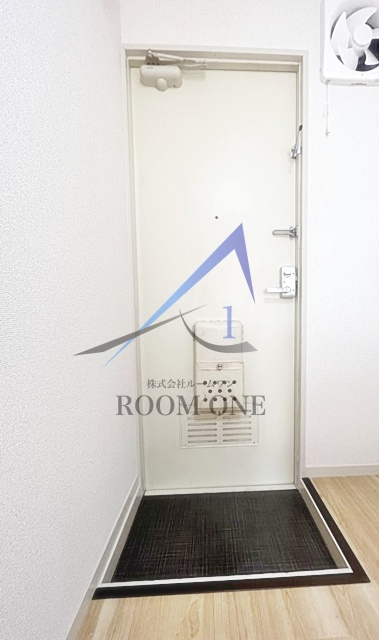 ベルメゾン新宿の玄関|玄関です。