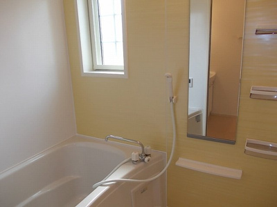 【浴室】 | ヴィラ有ノ木 | お風呂です