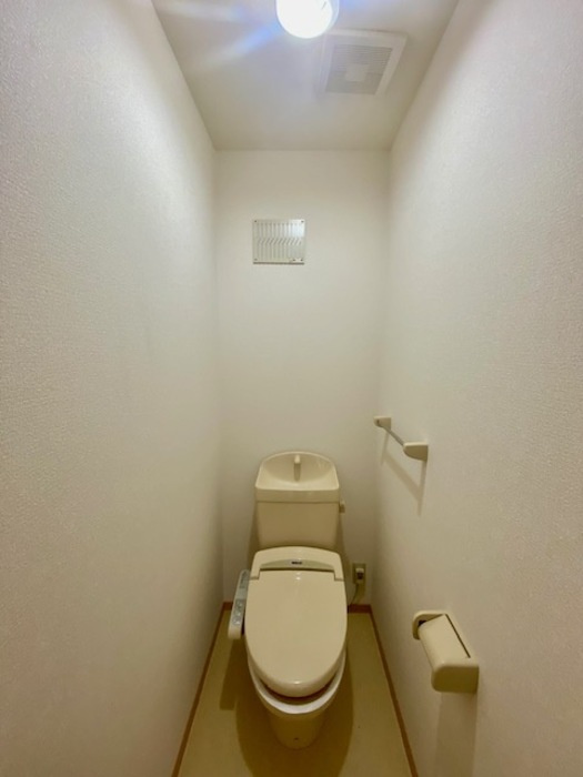 アクアのトイレ