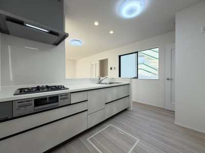 【キッチン】 | 八重瀬町安里（全3棟）ラストA号棟 | A号棟　使いやすいシステムキッチン♪