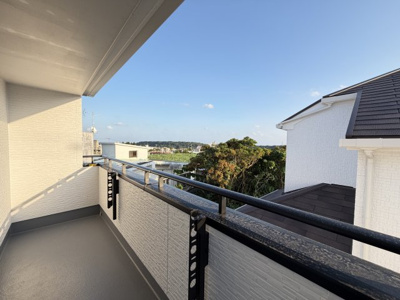 【バルコニー】 | 八重瀬町安里（全3棟）A号棟 | ※同仕様写真です