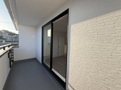 【バルコニー】 | 八重瀬町安里（全3棟）ラストA号棟 | A号棟　インナーバルコニー♪