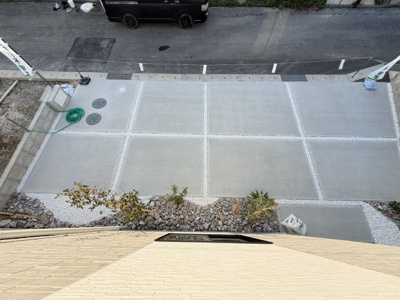 【駐車場】 | 八重瀬町安里（全3棟）ラストA号棟 | A号棟　並列駐車4台可♪