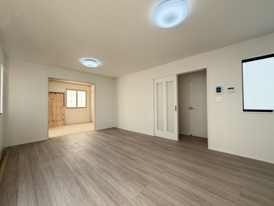 【居間・リビング】 | 八重瀬町安里（全3棟）ラストA号棟 | A号棟　LDK16帖♪