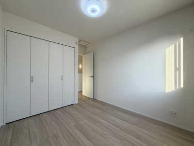 【洋室】 | 八重瀬町安里（全3棟）A号棟 | ※同仕様写真です