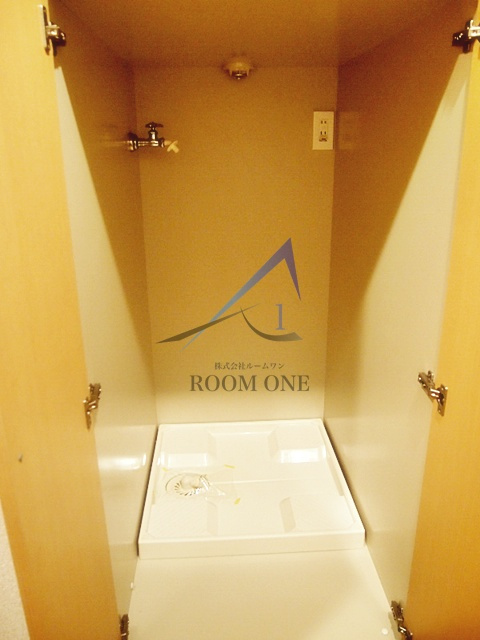 ルーブル千鳥町の設備|洗濯機置き場です。