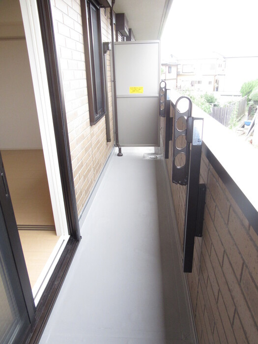 プラージュsakigakeのバルコニー|外からの目が気にならないバルコニーで洗濯物が干せます