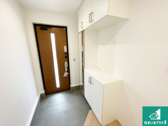 宝塚市高司　新築一戸建ての外観|周辺は落ち着いた街並みの住宅地！子育てがしやすい住環境です！まだ未完成ですが、現地でしかわからない事もございます。是非一度ご覧ください。