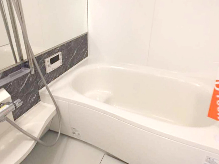 岸和田市磯上町６丁目のハイツの浴室|コンパクトで使いやすいお風呂です