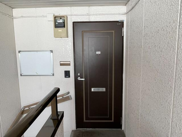 玄関１