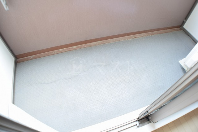 アーデンタワー西本町のバルコニー