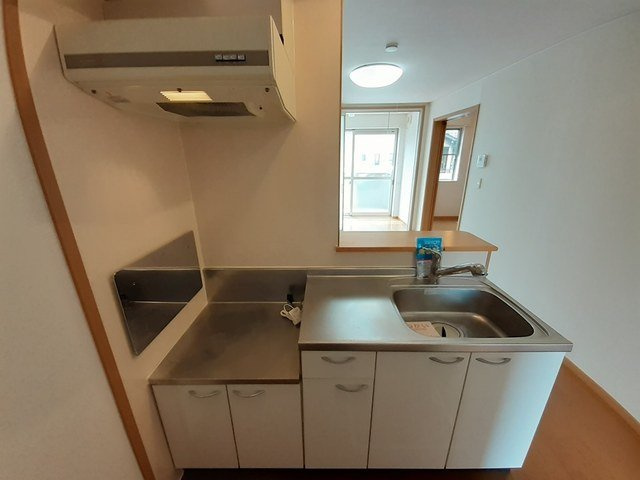 グラースＢのキッチン|コンパクトなキッチンで掃除もラクラク