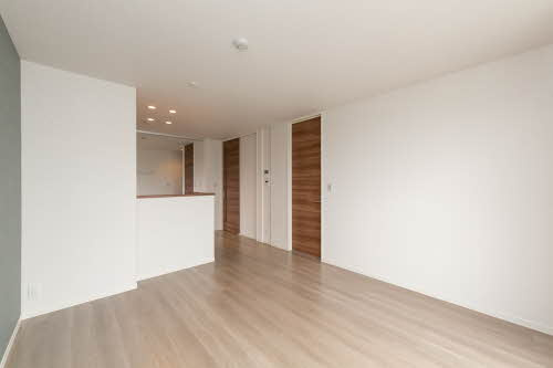 シャーメゾンシャルム磯上の居間・リビング|こちらの居間で趣味の時間をお楽しみください