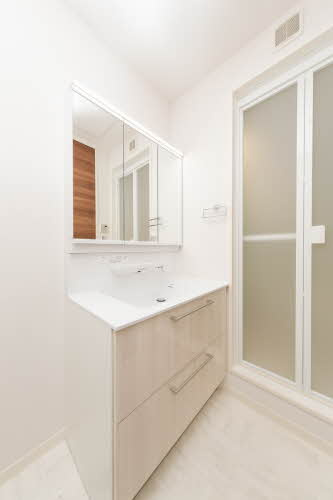 シャーメゾンシャルム磯上の独立洗面台|独立洗面化粧台付き