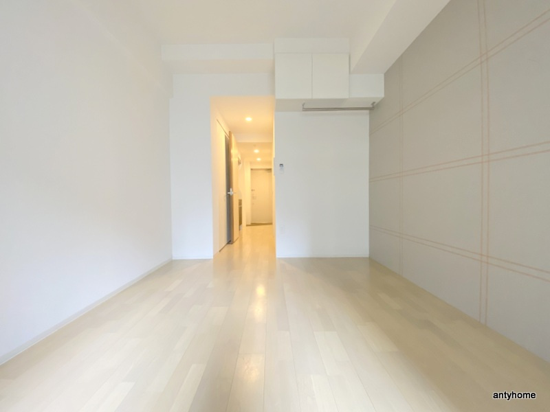 セレニテ心斎橋グランデ 仲介手数料無料の居間・リビング