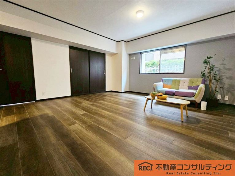 香枦園スカイハイツの洋室