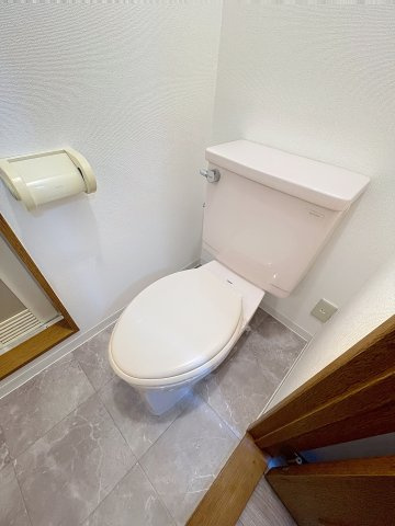 グリーンコートのトイレ|落ち着いたトイレです