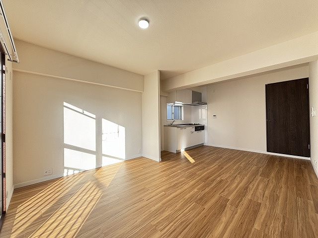 【居間・リビング】 | ウイング藤崎