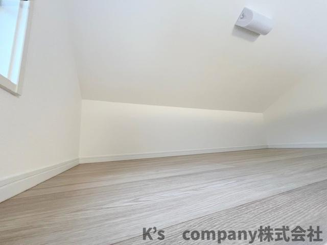 ●茅ヶ崎市菱沼1丁目　中古戸建のその他|上部のロフト部分◇ゆとりがある広さでたくさん収納できます♪
