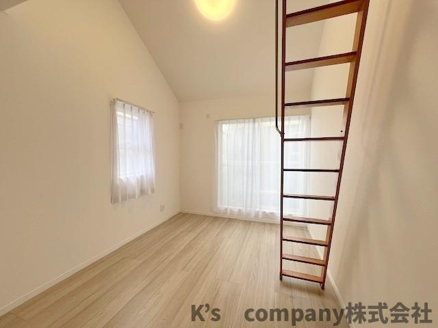 ●茅ヶ崎市菱沼1丁目　中古戸建の寝室|洋室６帖◇主寝室におすすめです◇