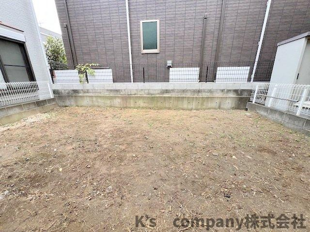 ◎茅ヶ崎市菱沼1丁目　中古戸建の庭|植栽や家庭菜園も楽しめる南側のお庭付き♪