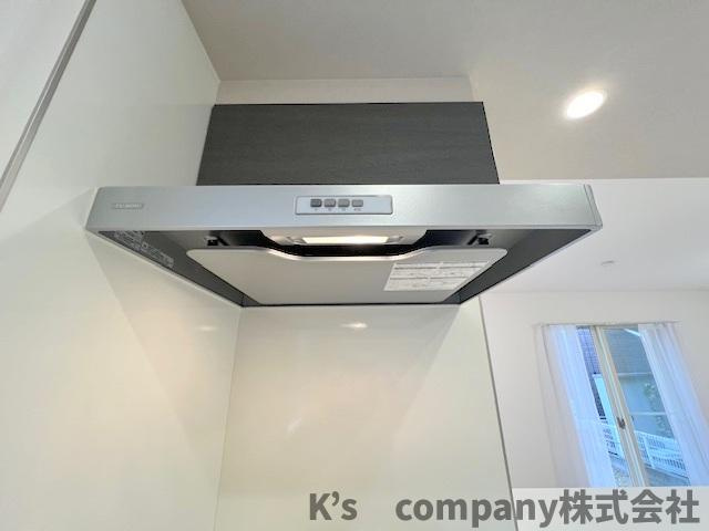◎茅ヶ崎市菱沼1丁目　中古戸建のキッチン|レンジフード☆