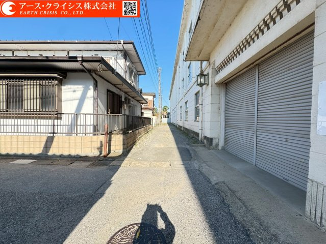 【前面道路含む現地写真】 | 野田市野田 | 風と光がやさしく巡る。朝のコーヒーも、午後の読書も、家族の団らんも、ぜんぶ光に包まれる時間。そんな日々をデザインしませんか♪
