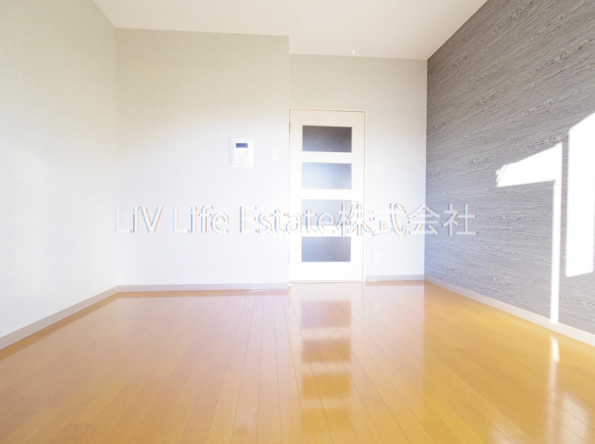 エクレール小平の洋室