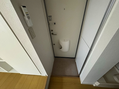 レナータ の玄関