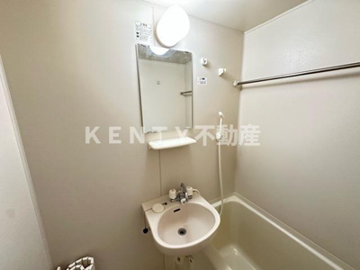 【洗面所】 | レジオス池上 | 脱衣スペースもあります