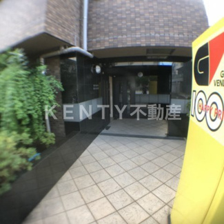 【エントランス】 | 清潔なエントランスです
