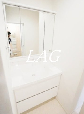 【独立洗面台】 | ベル・ウッド | 独立洗面台です。