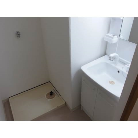 葵マンションの洗面所