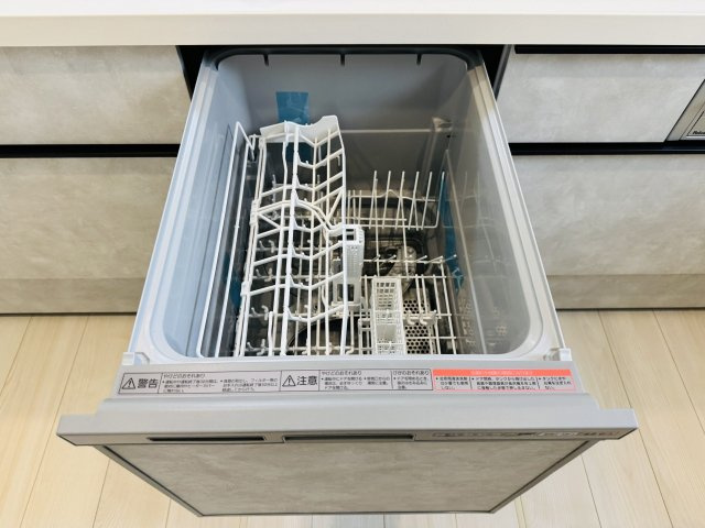 八王子市　川口町　新築一戸建て　２３ー３期のキッチン|～食洗機付き　食事後の食器洗いはお任せ、家族でゆっくりとくつろげます～