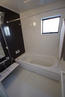 【浴室】 | 【仲介手数料無料！！】府中市小柳町6丁目　新築戸建て（全3棟）2号棟　4380万円