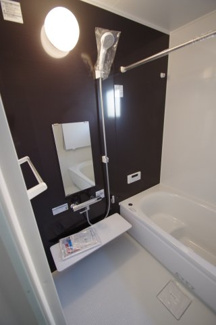 【浴室】 | 【仲介手数料無料！！】府中市小柳町6丁目　新築戸建て（全3棟）2号棟　4380万円