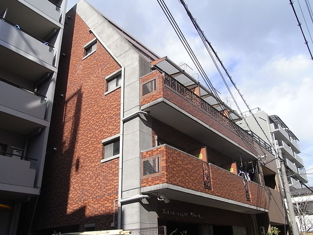 ロマネスク王子公園の外観