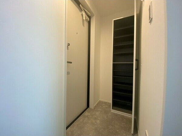 ＬＥＣＯＣＯＮ天白の玄関