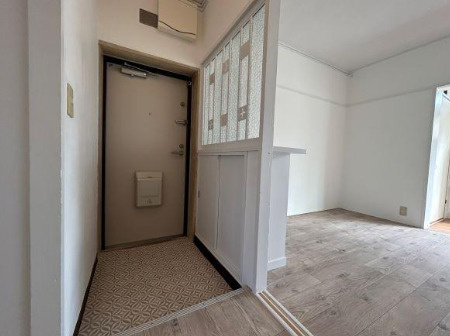 舞子片山住宅5号棟の玄関