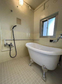 舞子片山住宅5号棟の浴室