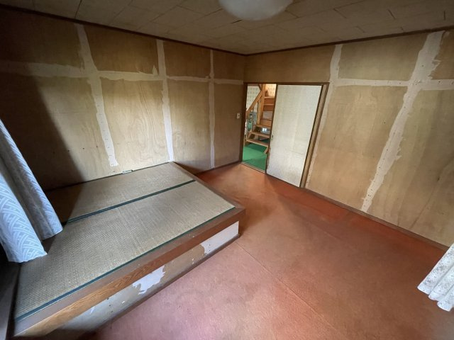 一宮町白山8中古戸建ての洋室