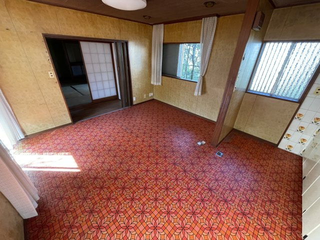 一宮町白山8中古戸建ての居間・リビング