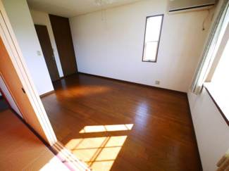 【洋室】 | 茂原市粟生野　中古戸建 | 平成6年1月築 3SLDK  シテムキッチン ユニットバス 田園地帯で自然豊かな閑静な立地