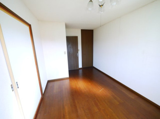 【洋室】 | 茂原市粟生野　中古戸建 | 平成6年1月築 3SLDK  シテムキッチン ユニットバス 田園地帯で自然豊かな閑静な立地